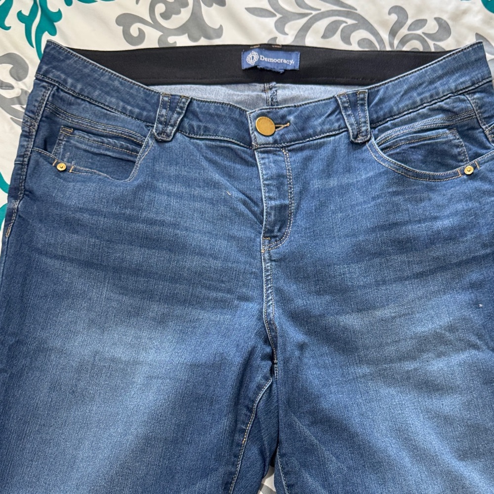 Democracy High-Rise Skinny Jeans in Medium Blue Wash